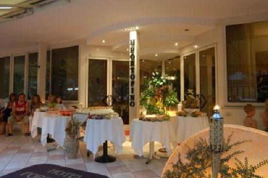 Portofino Complex Hotel Playa El Agua Luaran gambar